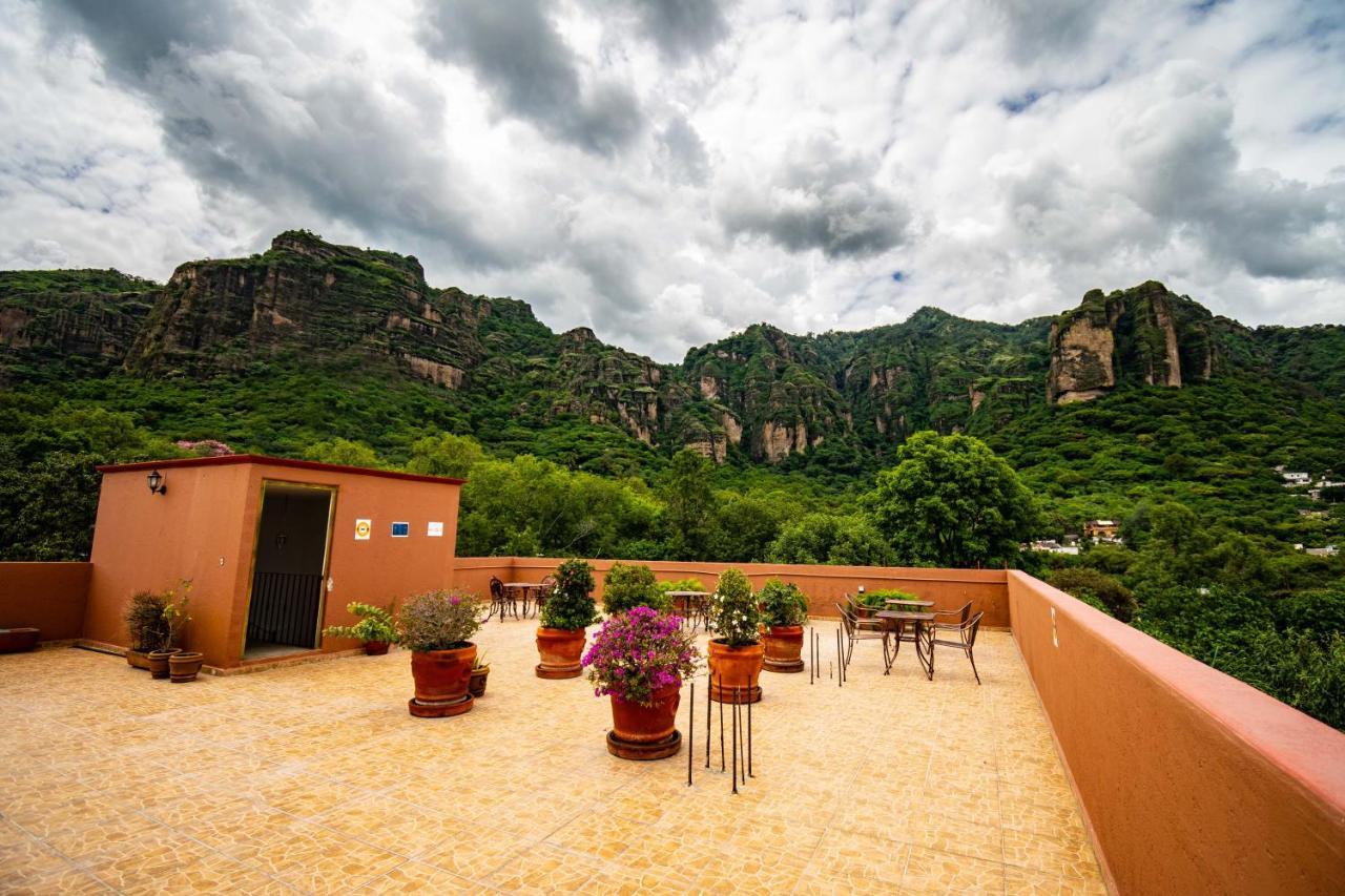 La Piramide Del Tepozteco Hotel Tepoztlán Buitenkant foto