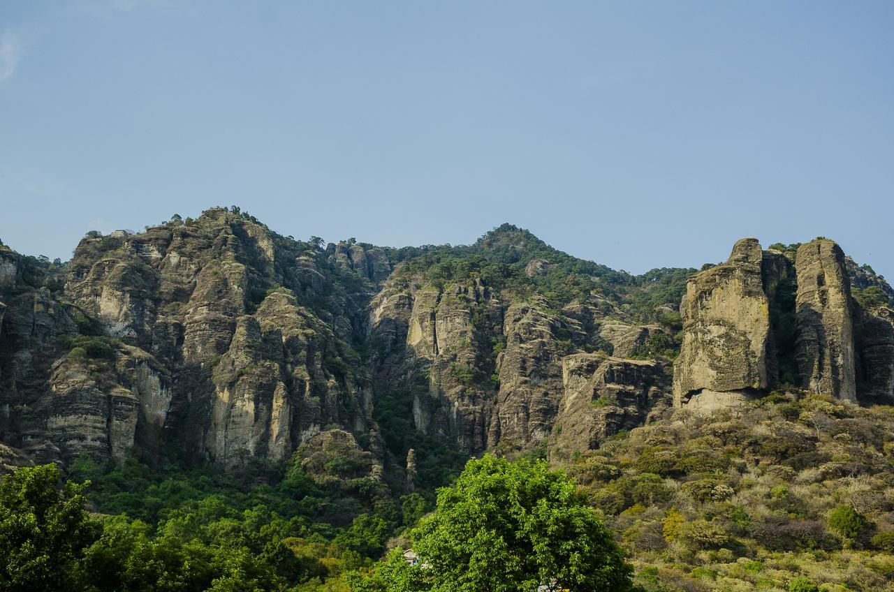 La Piramide Del Tepozteco Hotel Tepoztlán Buitenkant foto